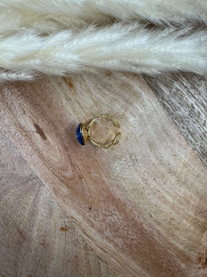 Bague ornée d'un cristal de Swarovski® bleu