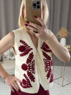 Gilet écru motifs bordeaux Betty