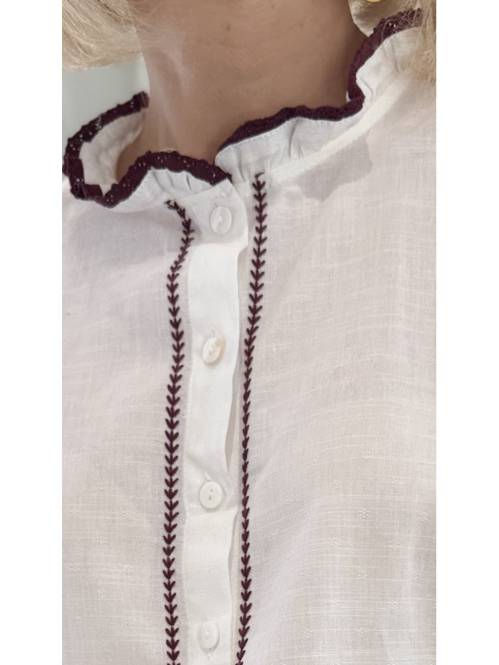 Chemisier écru broderie rouge bordeaux