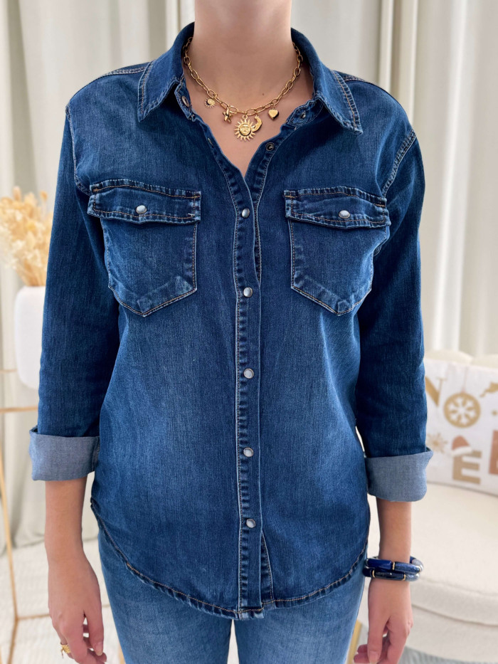 Chemise en jean boutons nacrés