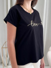 tee-shirt-noir-fils-doré-love-manches-retroussées
