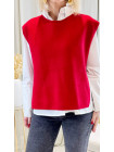 pull-sans-manches-rouge-boutons-dorés