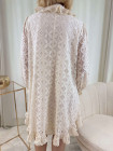 Robe col froufrou en dentelle